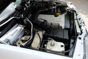 Image 48/69 of Mercedes-Benz E 320 (1994)