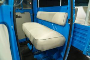 Bild 20/29 von Piaggio Vespa APE 600 MP (1976)