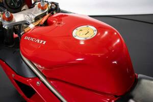 Image 44/50 of Ducati 748 S (1996)