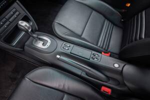 Afbeelding 22/73 van Porsche 911 Carrera 4S (2002)