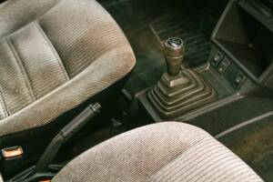 Afbeelding 18/37 van Volkswagen Passat 2.0 (1987)