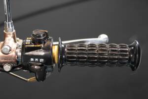 Image 17/50 of Kawasaki DUMMY (1976)