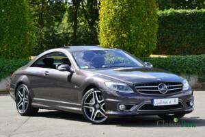 Immagine 7/50 di Mercedes-Benz CL 63 AMG (2007)