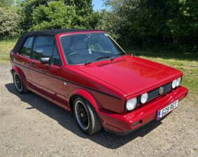 Image 3/4 of Volkswagen Golf Mk I Convertible 1.6 (1980)