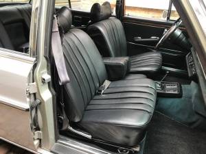 Bild 8/50 von Mercedes-Benz 300 SEL 6.3 (1971)
