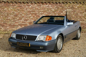 Image 34/50 de Mercedes-Benz 300 SL (1991)