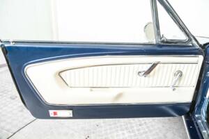 Image 32/50 of Ford Mustang 289 (1966)