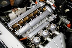 Afbeelding 24/27 van Jaguar E-Type 4.2 (1966)