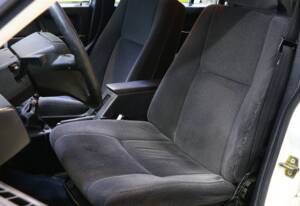 Image 21/34 of Volvo 940 2.3i (1991)