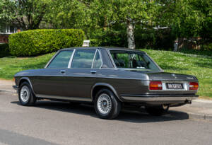 Image 3/29 of BMW 3,3 L (1975)
