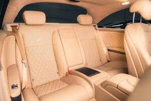 Image 25/40 of Mercedes-Benz CL 65 AMG (2008)