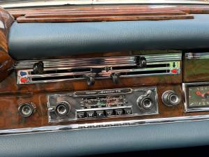 Image 11/19 of Mercedes-Benz 220 SE b (1963)