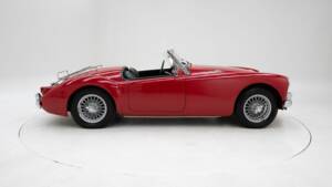 Image 9/15 of MG MGA 1500 (1956)