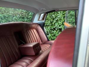 Immagine 7/17 di Rolls-Royce Silver Shadow I (1969)