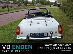 Immagine 5/33 di MG MGB (1978)