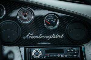 Image 18/43 of Lamborghini Diablo VT 6.0 (2000)