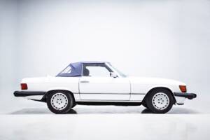 Bild 12/38 von Mercedes-Benz 560 SL (1986)