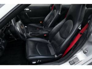 Bild 4/31 von Porsche 911 Carrera 4S (2006)