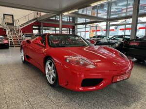 Image 8/22 of Ferrari 360 Spider (2006)