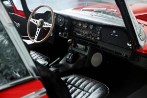 Bild 19/44 von Jaguar E-Type (2+2) (1969)