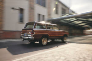 Image 46/96 of Jeep Wagoneer Limited (1982)