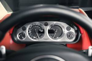 Image 33/38 of Aston Martin Virage (2012)
