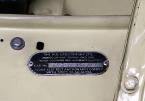 Bild 27/34 von MG MGB GT (1966)