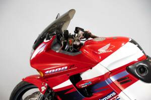 Immagine 28/49 di Honda CBR 1000 RR Fireblade (1995)