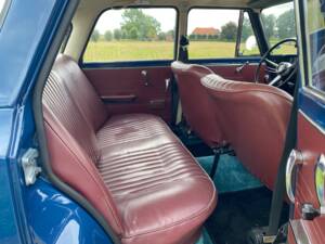 Image 23/75 of Alfa Romeo Giulia 1300 TI (1966)