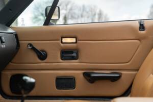 Immagine 43/50 di Triumph TR 7 Europa (1981)