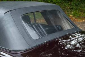 Image 36/37 of Bentley Corniche I (1978)
