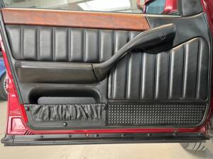 Image 39/47 of Lancia Thema 8.32 (1989)