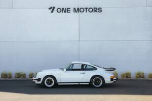 Bild 4/27 von Porsche 911 Carrera 3.2 (1989)