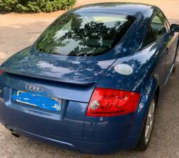 Image 61/72 of Audi TT 1.8 T (2000)