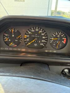 Immagine 5/14 di Mercedes-Benz 230 TE (1987)