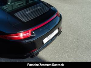 Bild 23/27 von Porsche 911 Carrera 4 GTS (2015)