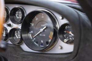 Image 15/40 of Ferrari 365 GTB&#x2F;4 Spyder (1973)