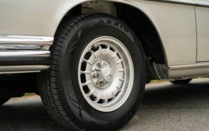 Image 11/50 of Mercedes-Benz 300 SEL 6.3 (1970)