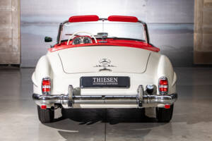 Image 6/28 de Mercedes-Benz 190 SL (1961)