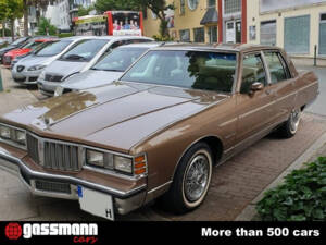 Image 9/15 of Pontiac Bonneville (1981)