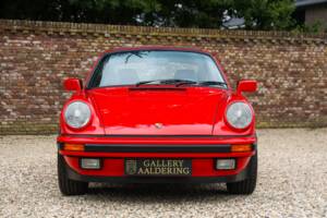 Image 5/50 of Porsche 911 Carrera 3.2 (1988)