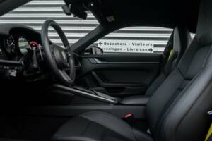 Image 21/30 of Porsche 911 Carrera (2022)