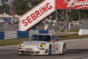 Image 28/45 of Porsche 911 GT3 RSR (2007)