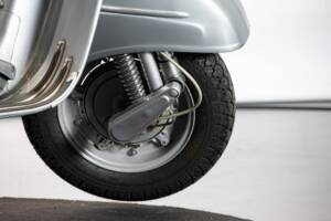 Bild 24/50 von Piaggio Vespa 150 Sprint (1967)