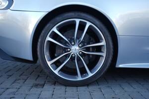 Immagine 49/50 di Aston Martin DBS (2011)