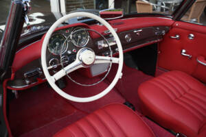 Image 3/50 of Mercedes-Benz 190 SL (1960)