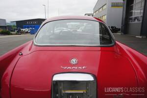 Image 25/68 of Alfa Romeo Giulietta Sprint 1300 (1965)