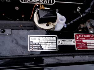 Image 8/25 of Maserati Ghibli Spyder (1970)