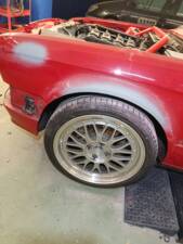Image 134/180 de BMW 316i (1989)
