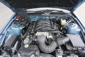 Image 51/63 of Ford Mustang GT (2005)
